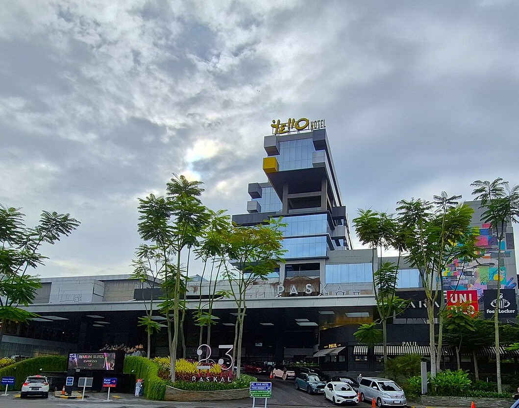 23 Paskal Shopping Centre